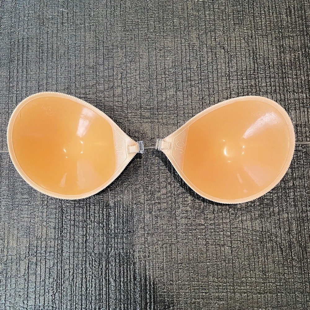 Nubra - Original Silicone Strapless Backless Bra